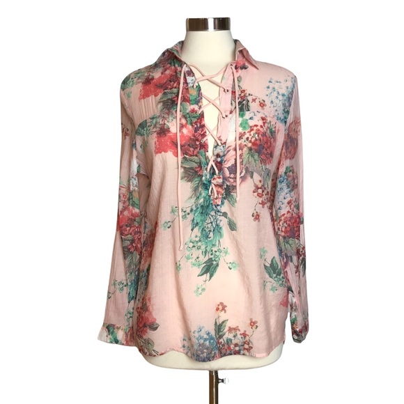 BD Collection Pink Floral Lace Up Front Top - Picture 1 of 12